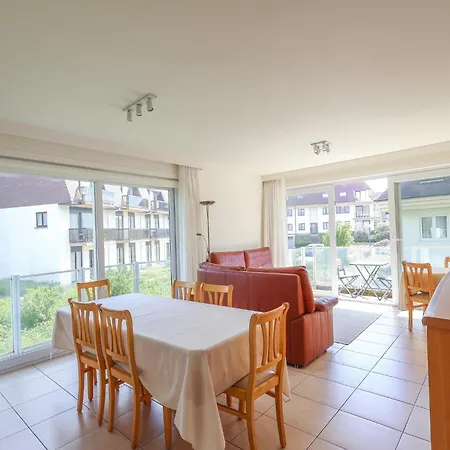 شقة Near Belgian Coast With Terrace, Cleaning Included أوستدوينكيرك